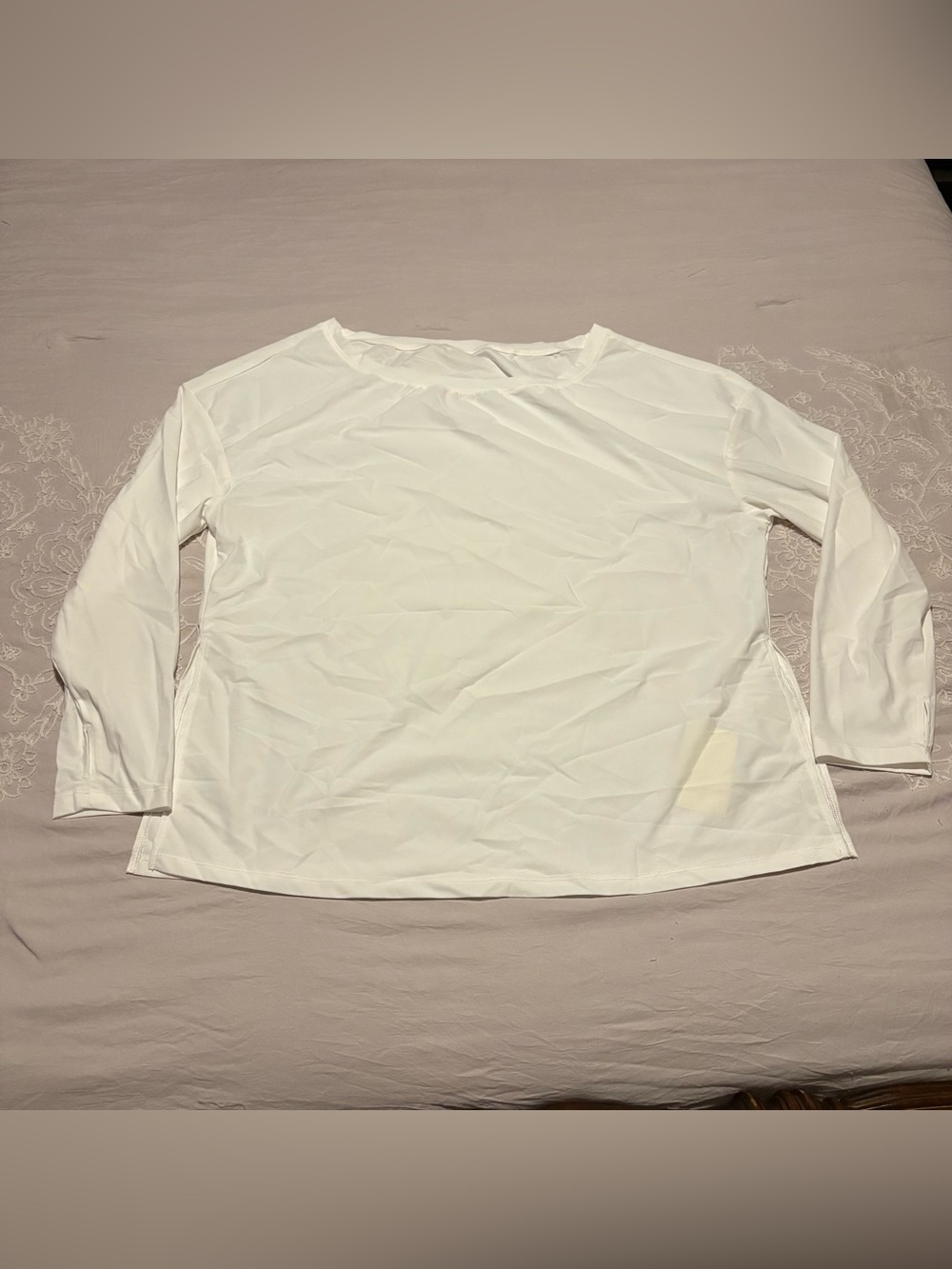 HALARA White Long-Sleeve Crew Neck Top